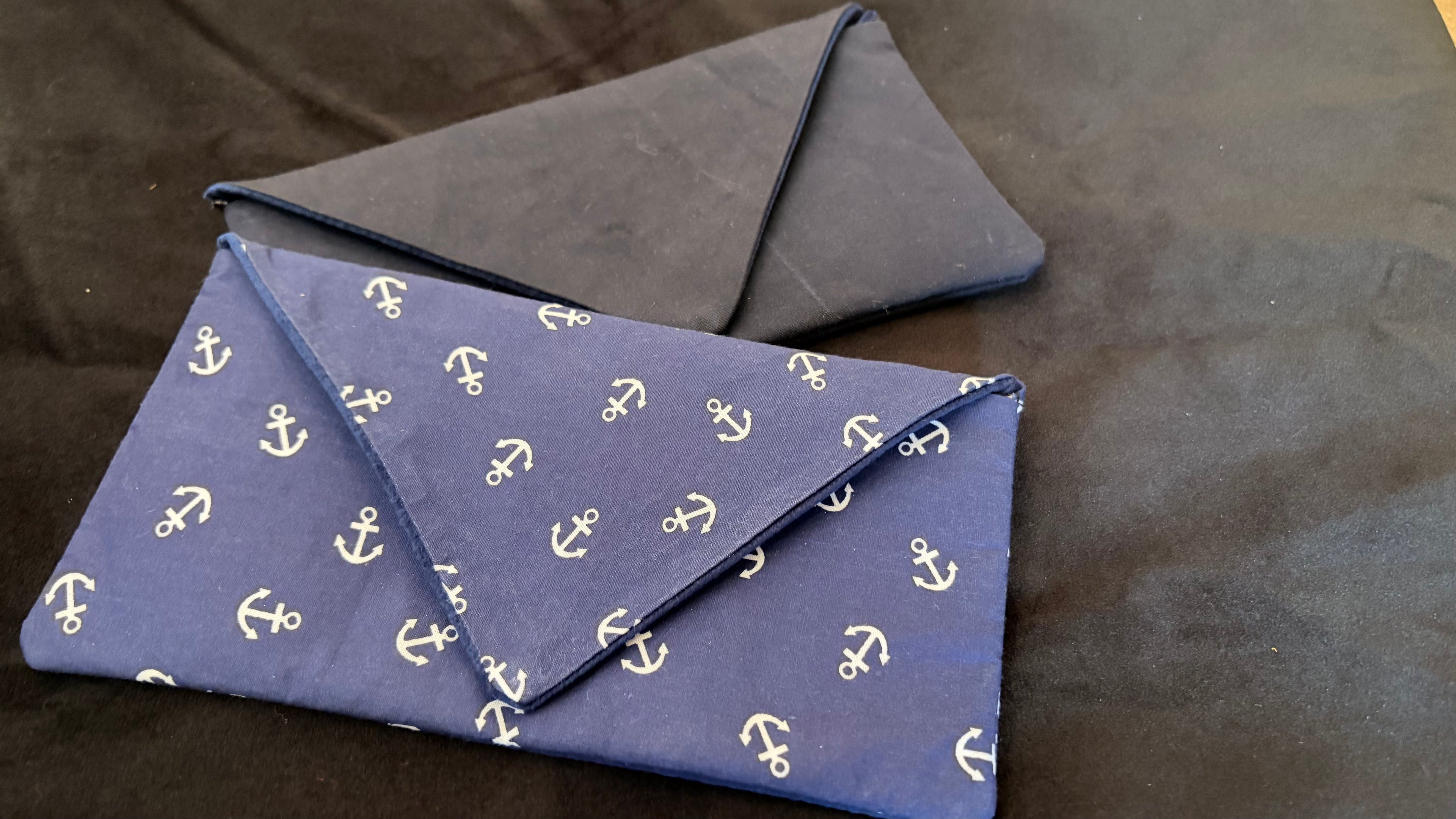 Medal pouch/ bag available in different colours/ fabrics. 